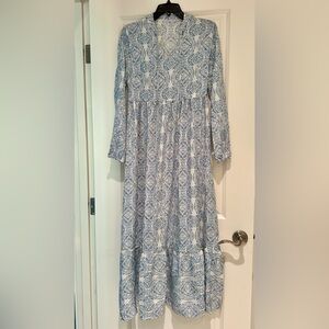 Elegant Blue and White Patterned Maxi Dress